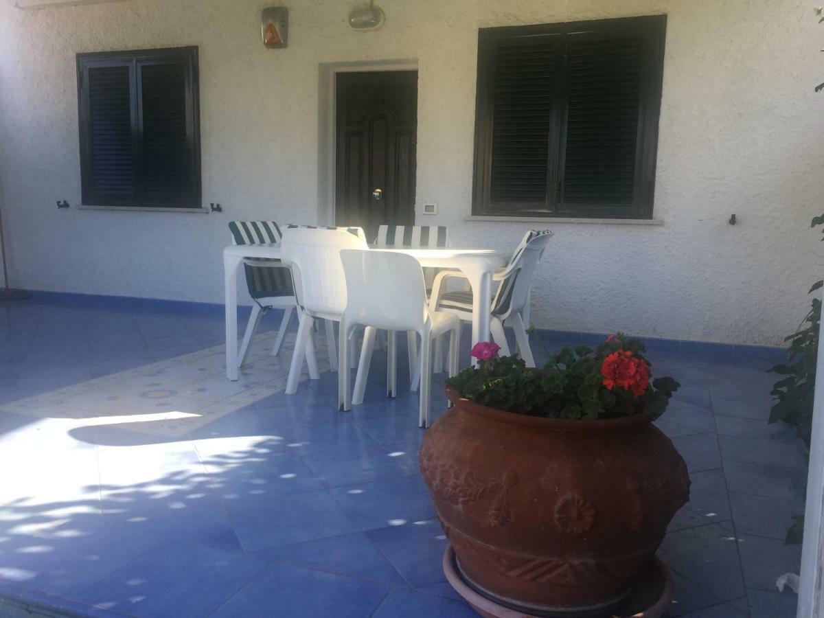 Villa Azzurra Borgo Montenero Buitenkant foto